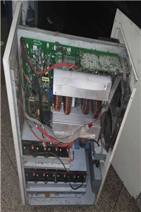 UPS�Դ���I�S��