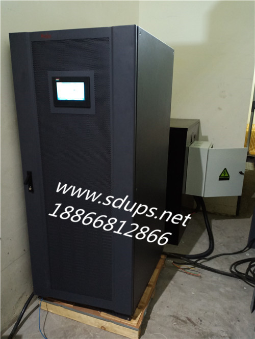 ����ups���g���Դ